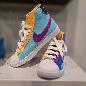 Nike Blazers Mid